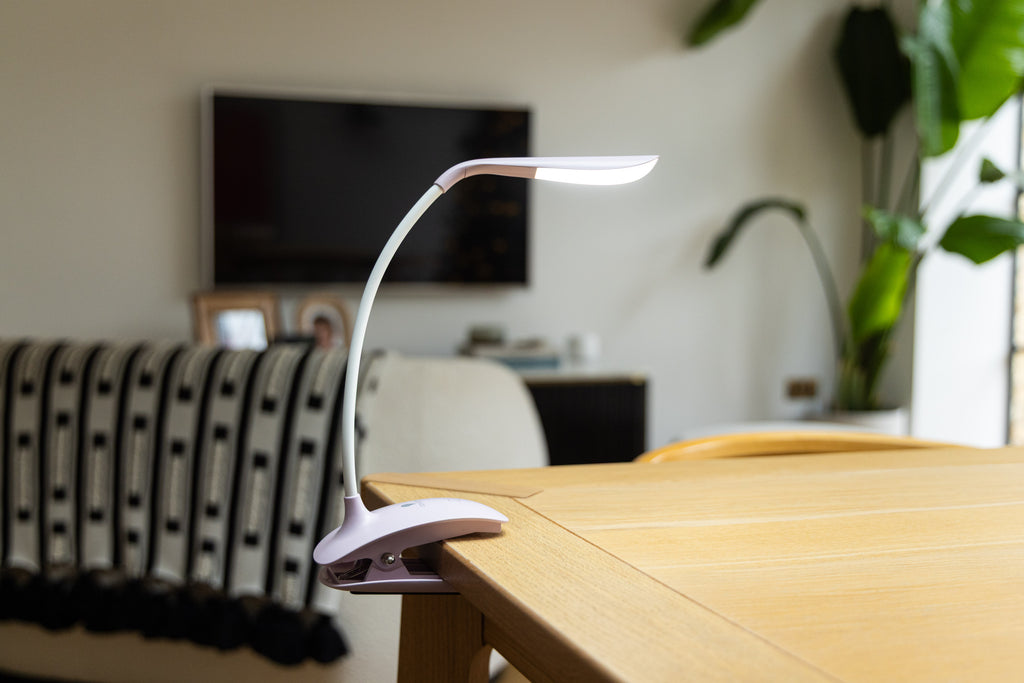Smart Clip-On Lamp - Lilac